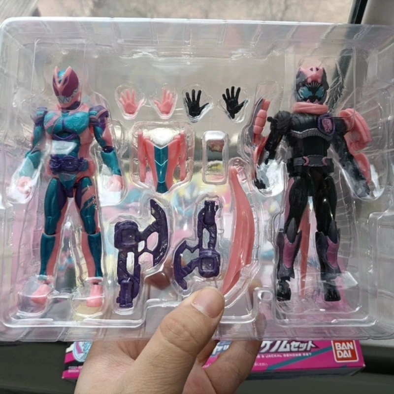 Bandai Kamen Rider Deluxe Supe - Cosplay Prop Building 评论和价格