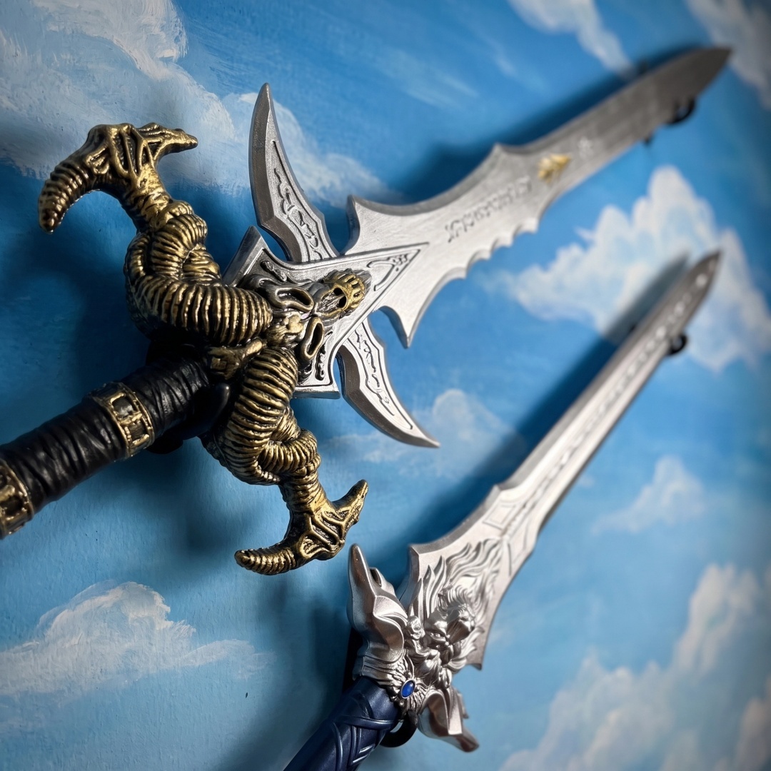 40in World Of Warcraft Menethi - Cosplay Prop Katana 评论和价格